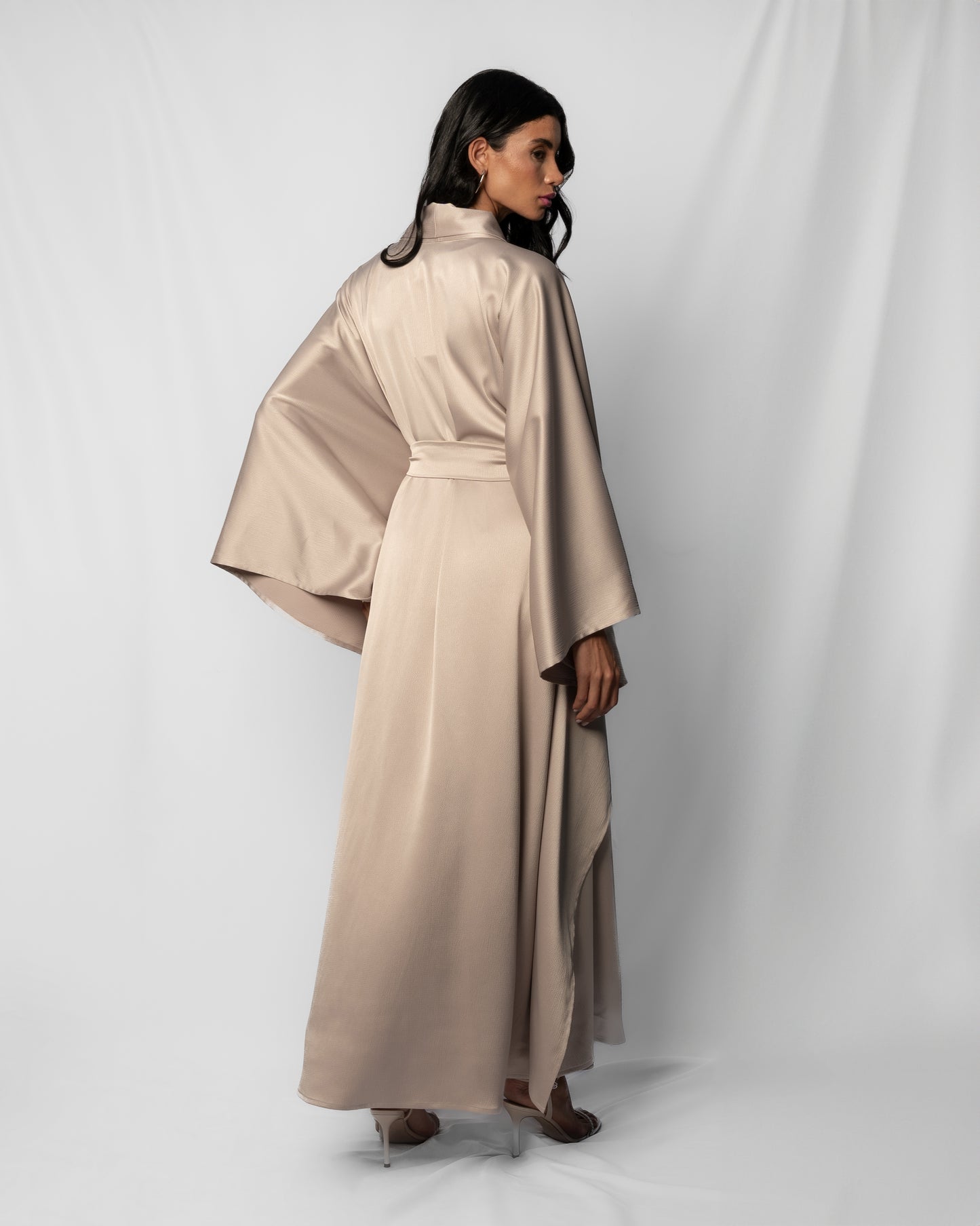 Mono Abaya