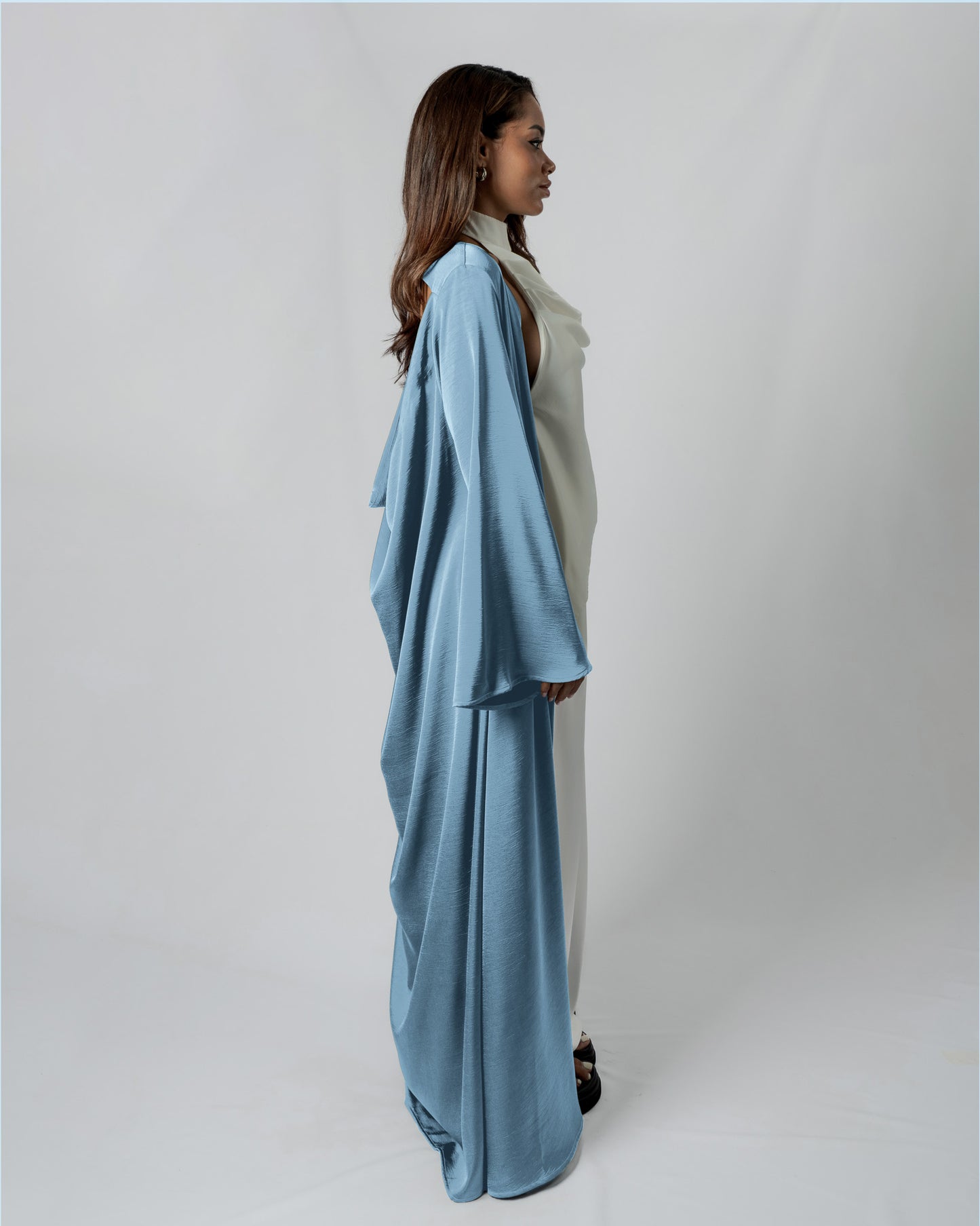 Backless Cowl Abaya - Blue
